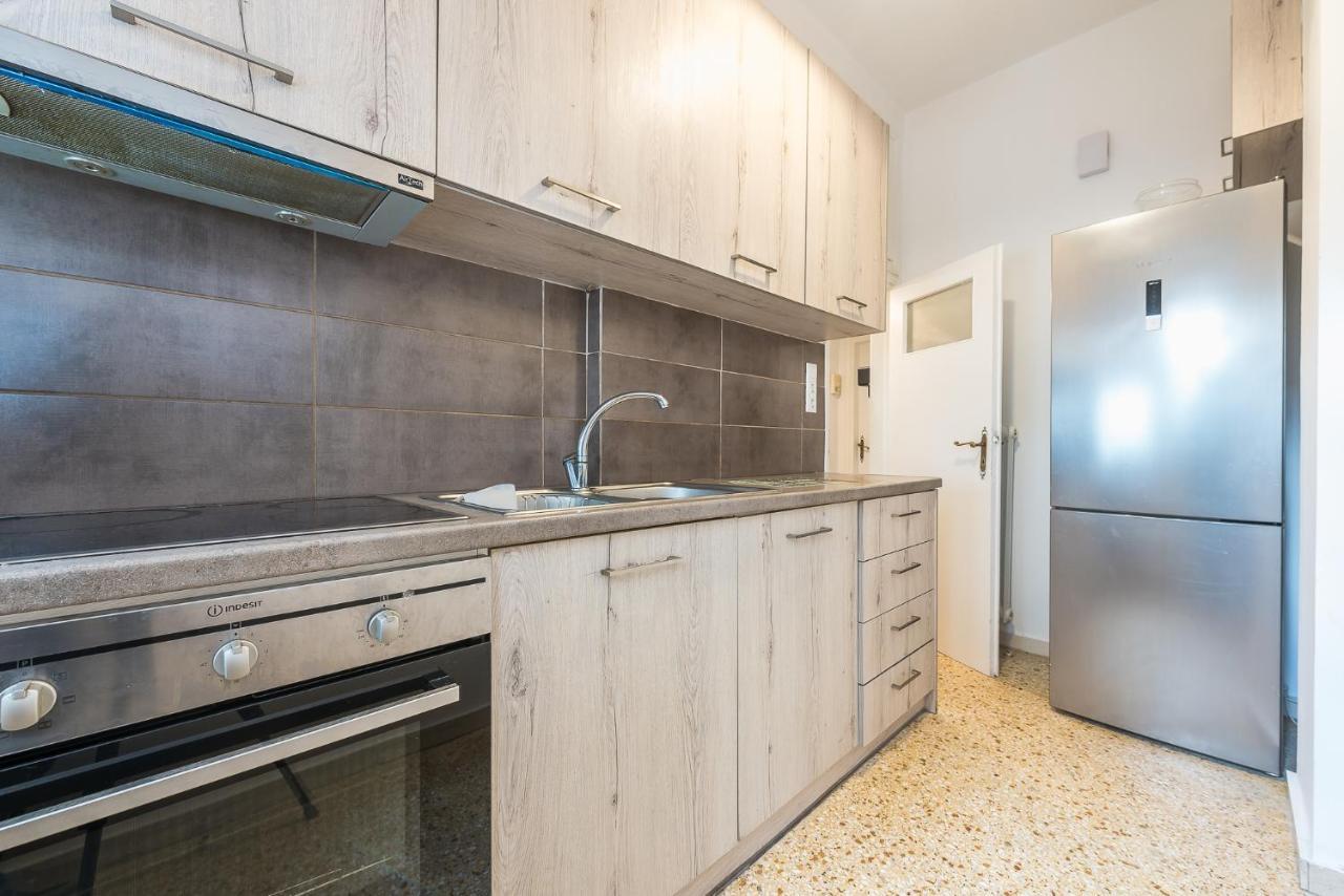Victoria Sun Apartments Athens Luaran gambar